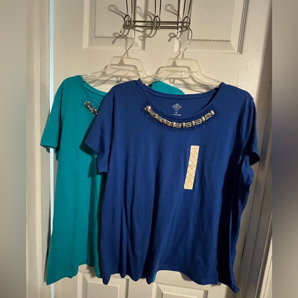 Plus size ladies dressy tops. Selling as a pair.